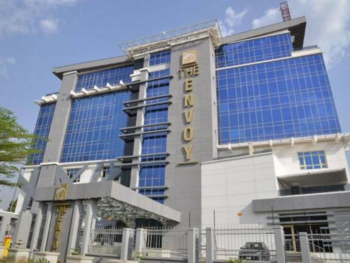 Room In Lodge - The Envoy Hotel And Suites Abuja Exterior photo